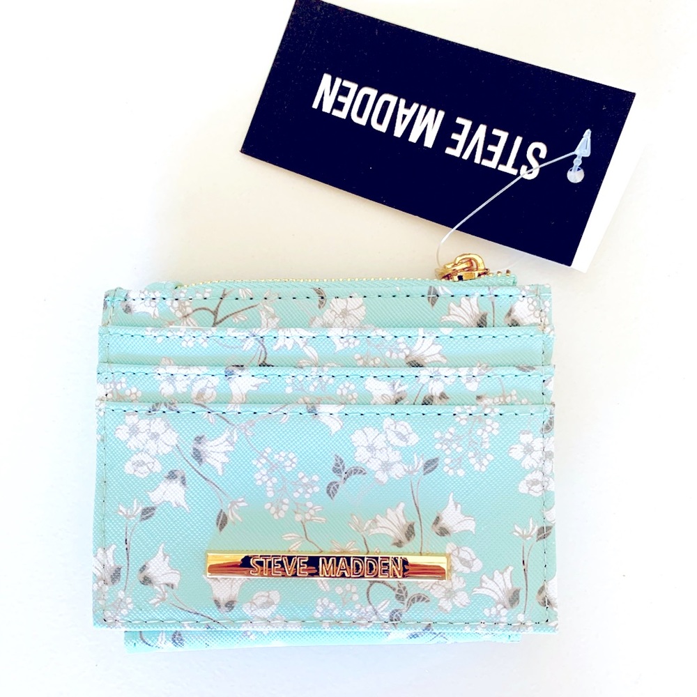 ❌SOLD❌ Steve Madden - Floral Bhayden Mini Wallet
